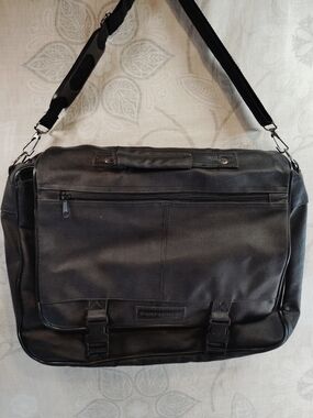 Fondini Classic Black Faux Leather Messenger/Crossbody Bag with Adjustable Strap
